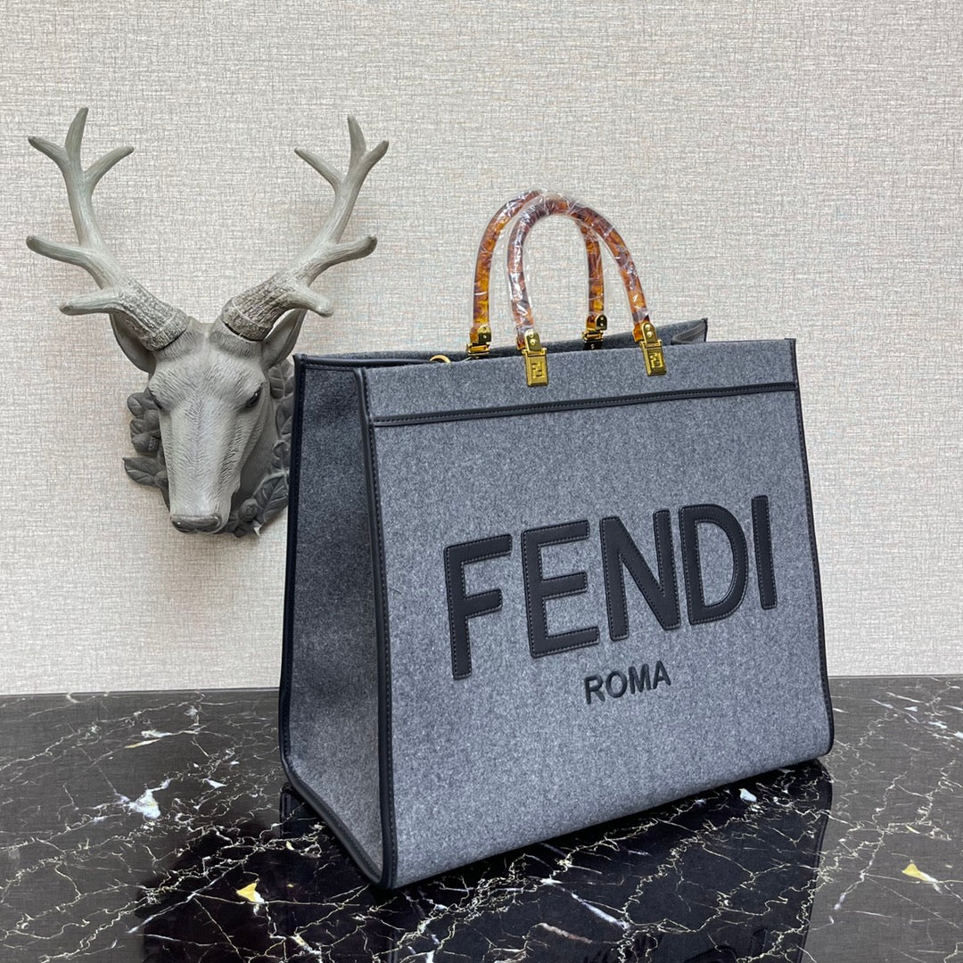 芬F家-Fendi Sunshine-中號灰色燙印牛皮手提袋
