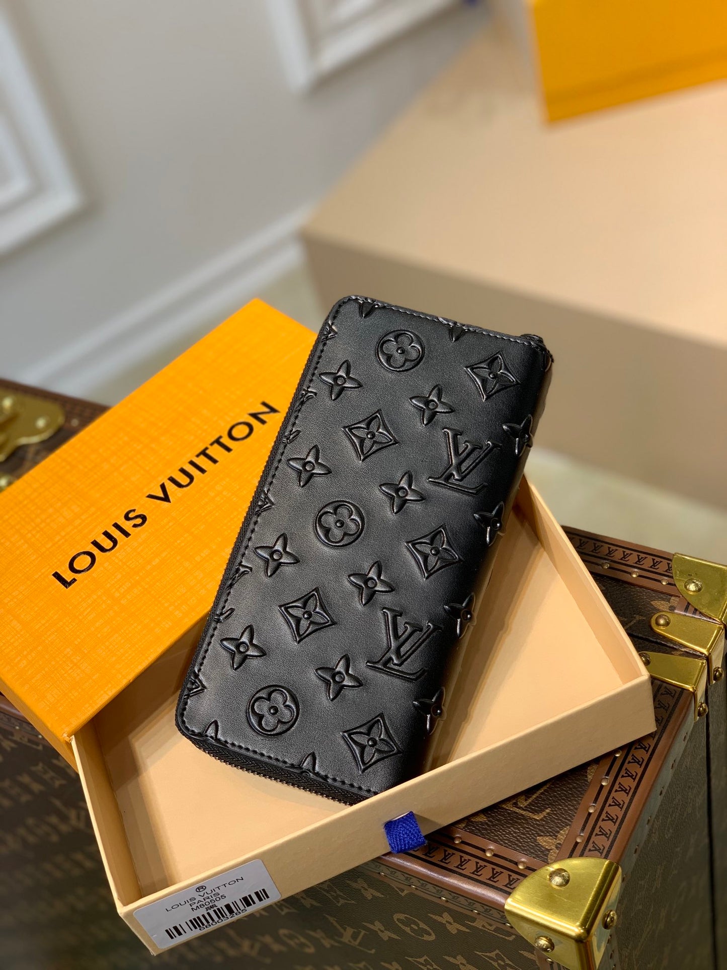 LV M80505 黑色直式拉鏈長夾 男款
