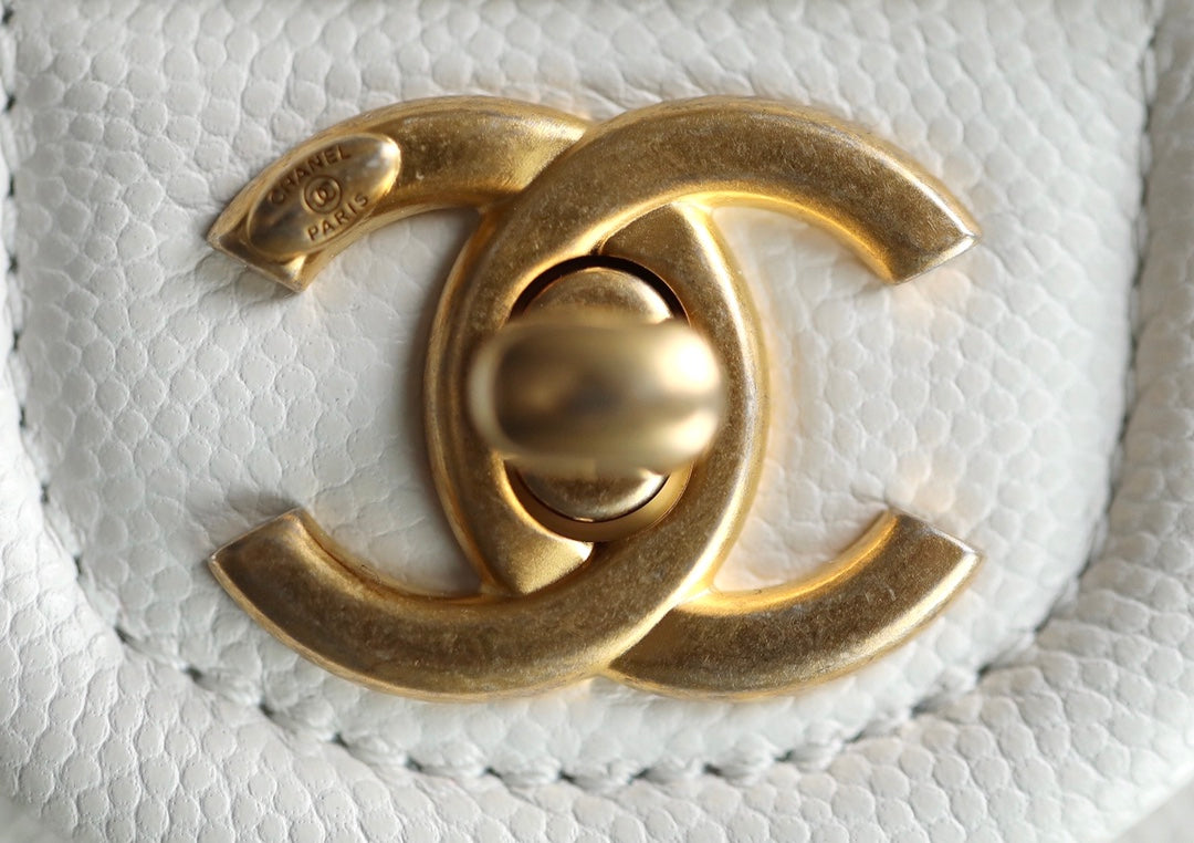 Chanel 小號豆腐包-白色