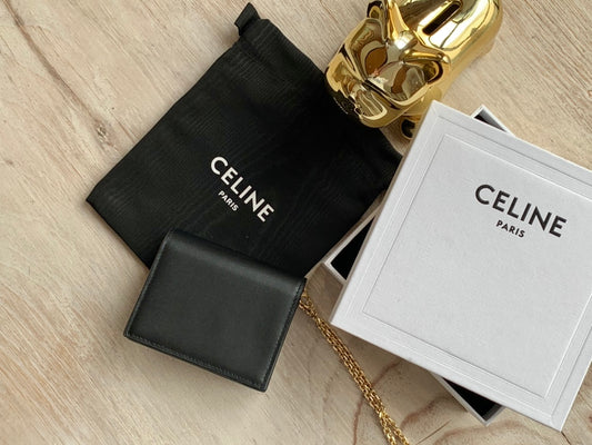 Celine 亮澤牛皮革鏈條卡包