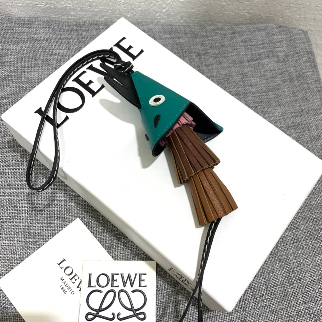 Loewe 包包掛飾