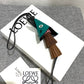 Loewe 包包掛飾