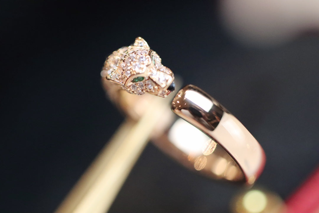 Cartier 美洲豹系列-玫瑰金半鑽-祖母綠