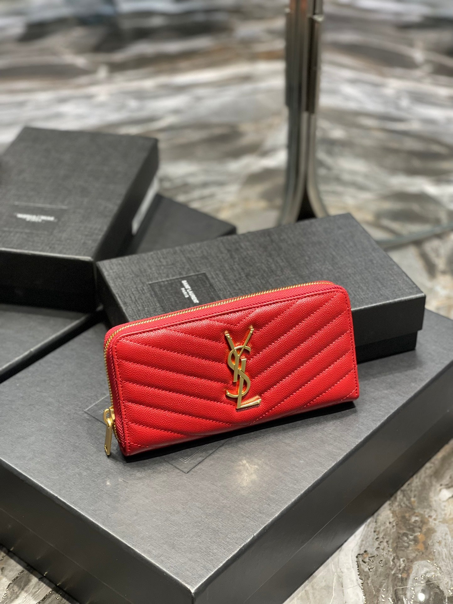 YSL 拉鍊長夾 紅色金扣