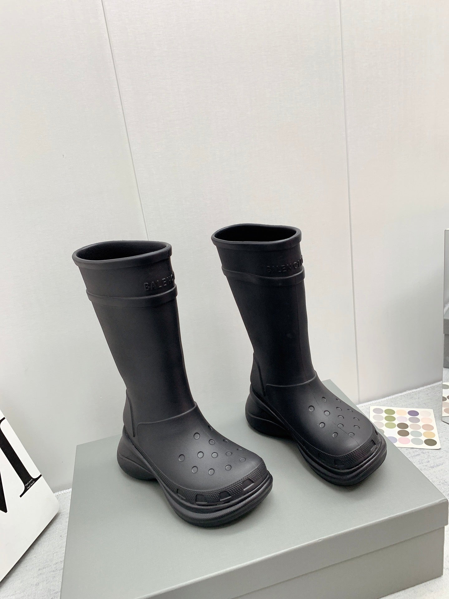 巴黎世-2022秋冬 x Crocs 防滑厚底雨靴 黑色