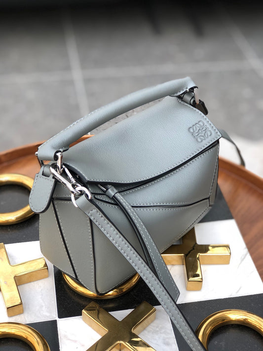 羅L威-2020春季新品 Puzzle bag mini 小牛皮