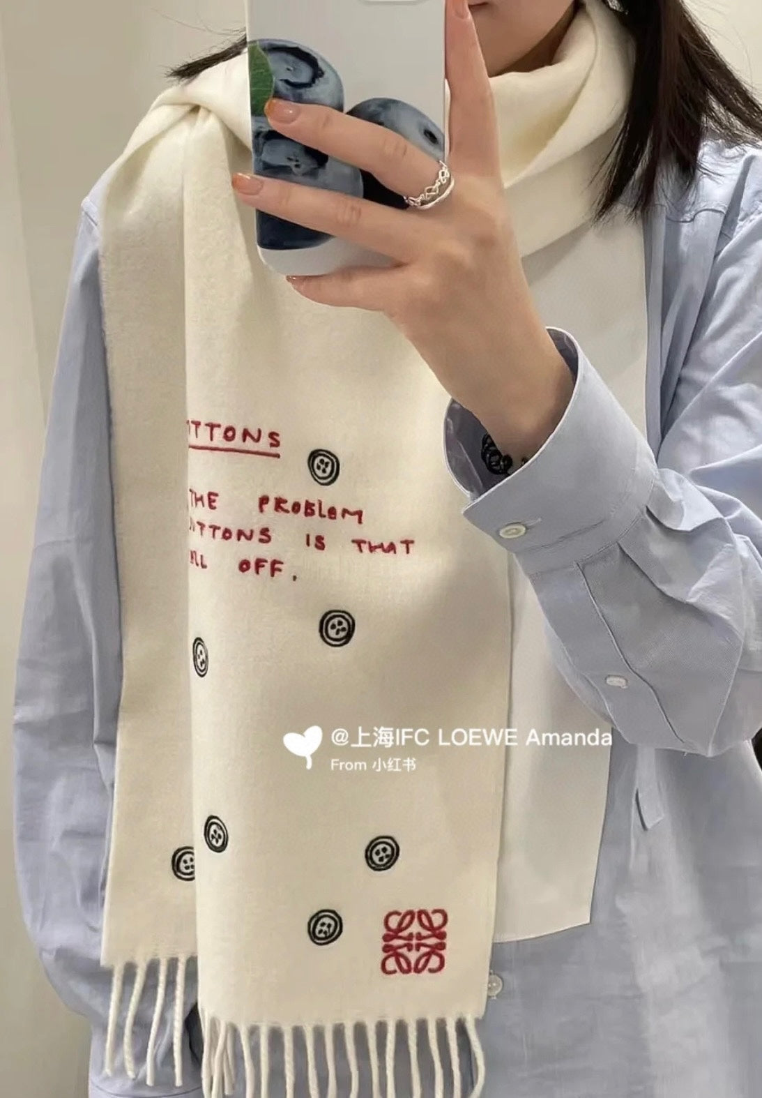 羅L家-鈕扣刺繡Anagram圍巾 35*180cm-100%羔羊絨