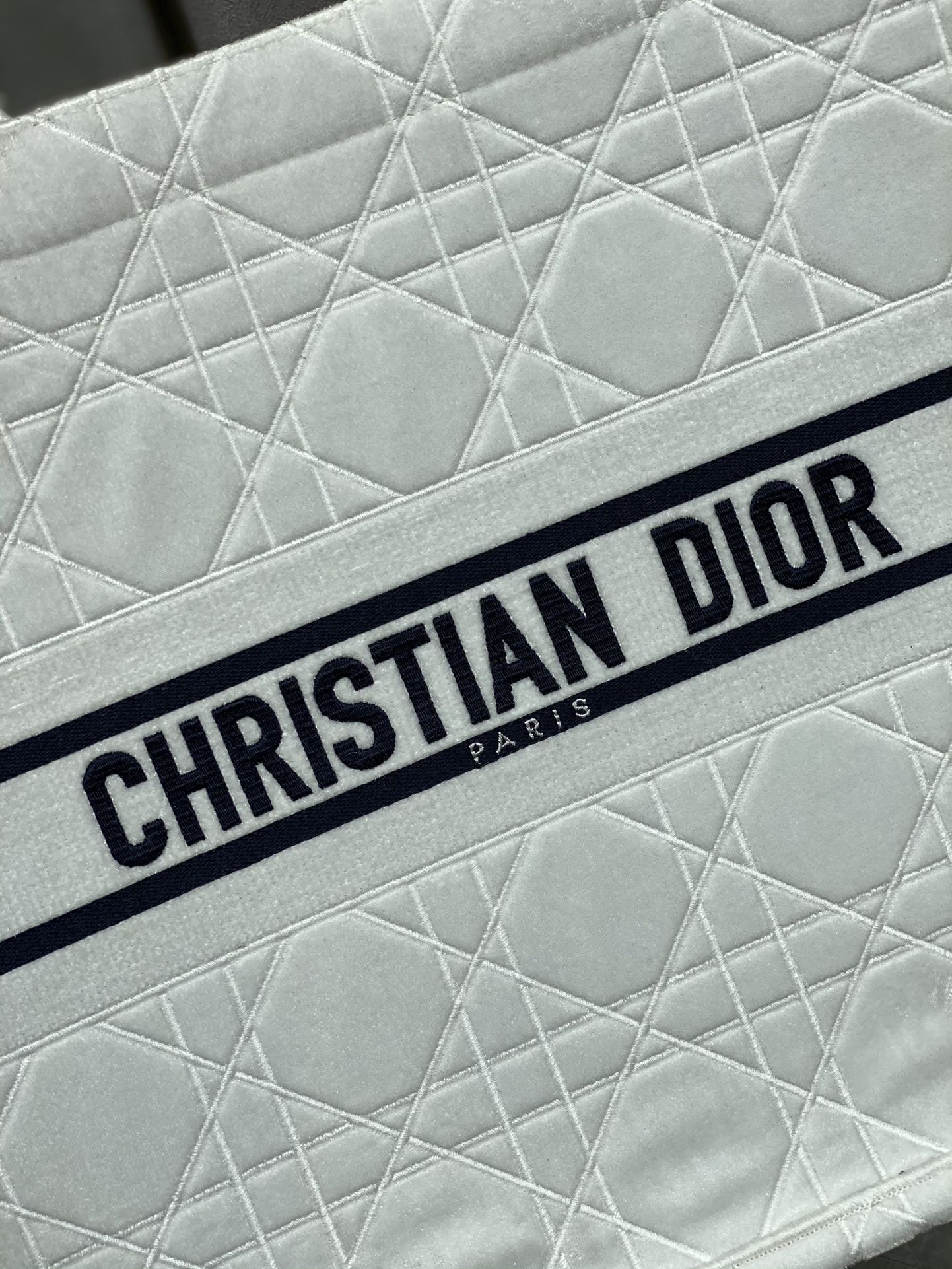Dior Book Tote-大號41.5cm-秋冬絲絨菱格系列