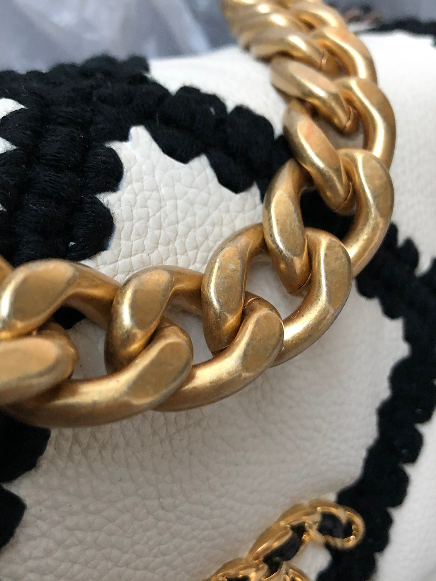 Chanel 19Bag 牛皮款-黑白格紋