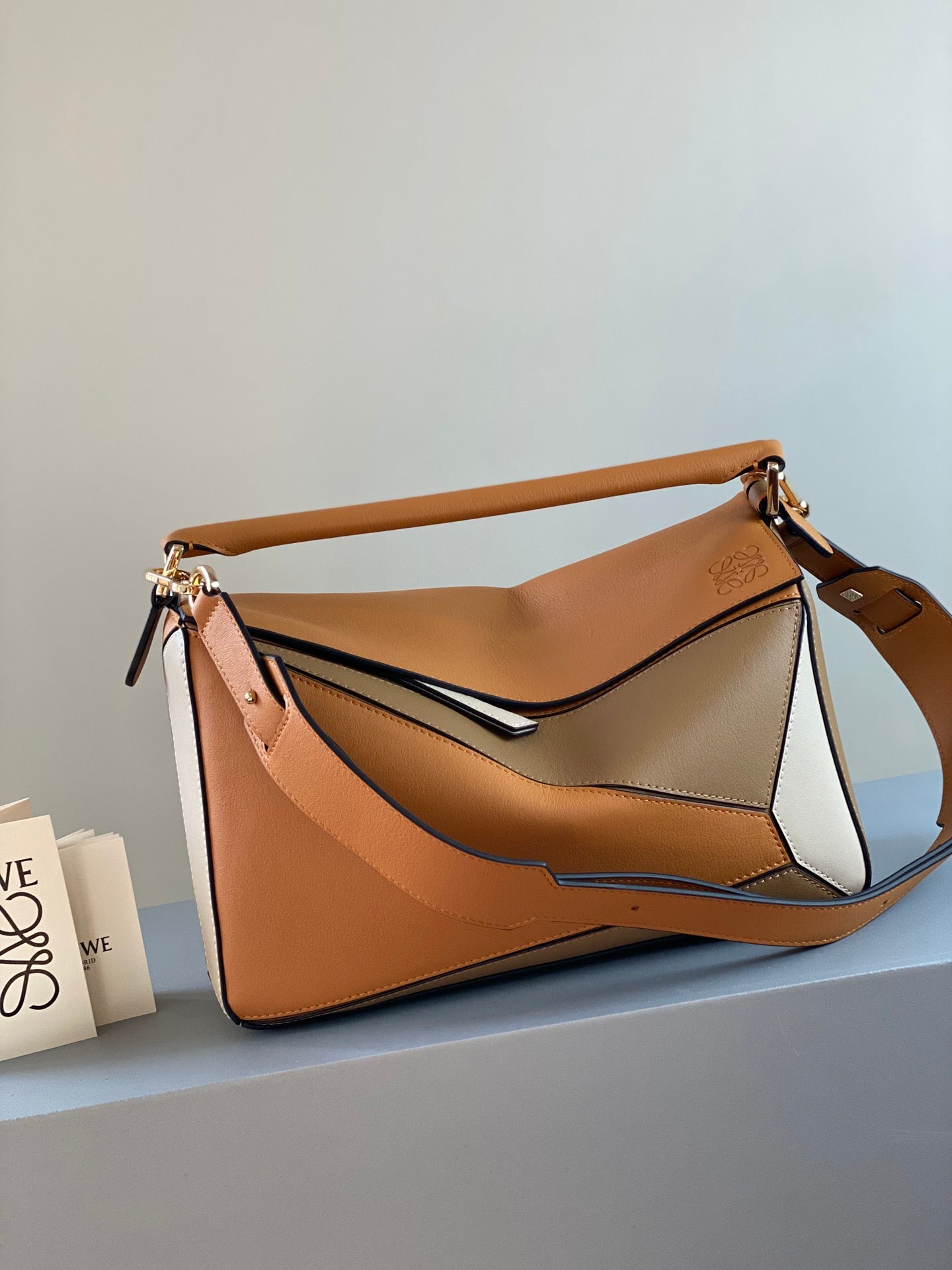 羅L威-Puzzle bag 小牛皮 中號