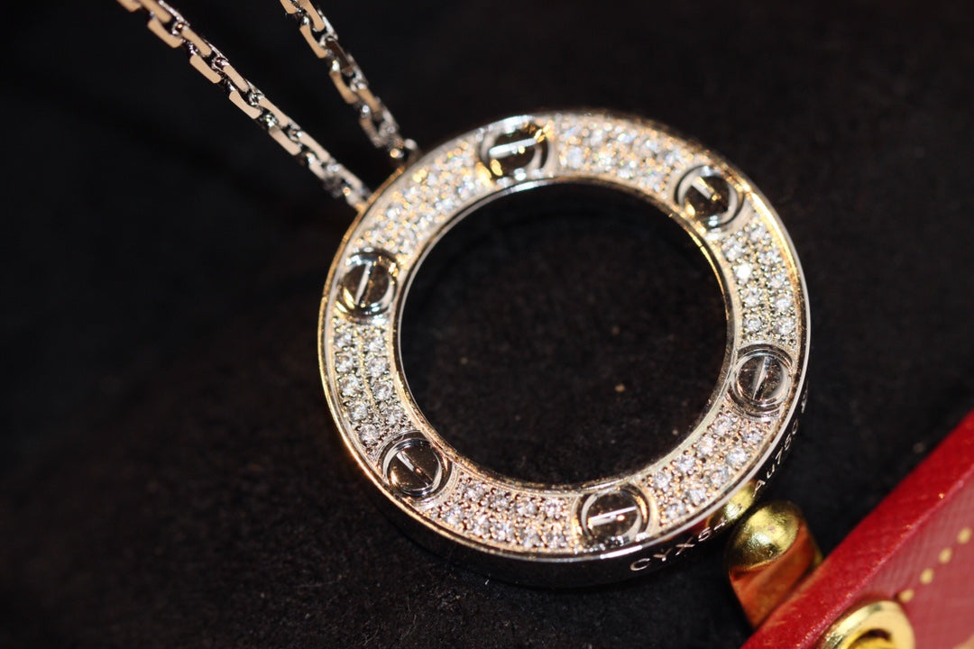 Cartier Love大圓餅滿天星項鍊