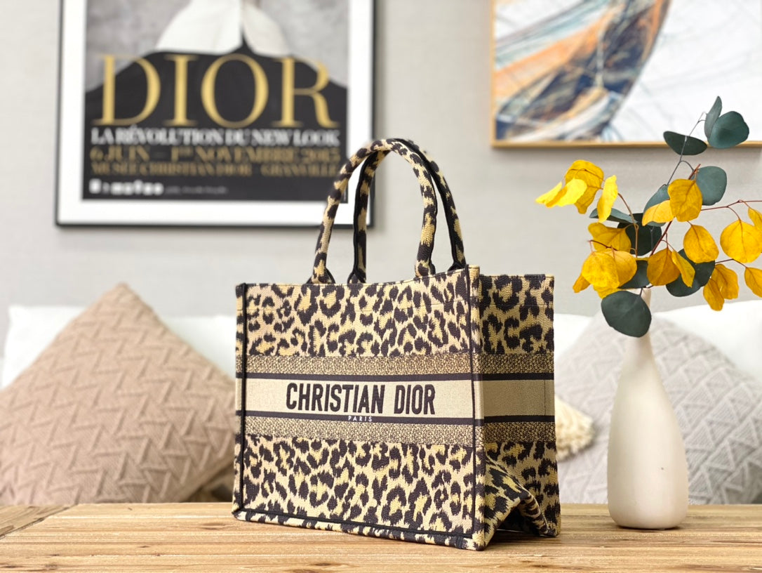 Dior Book Tote-小號36.5cm-豹紋刺繡