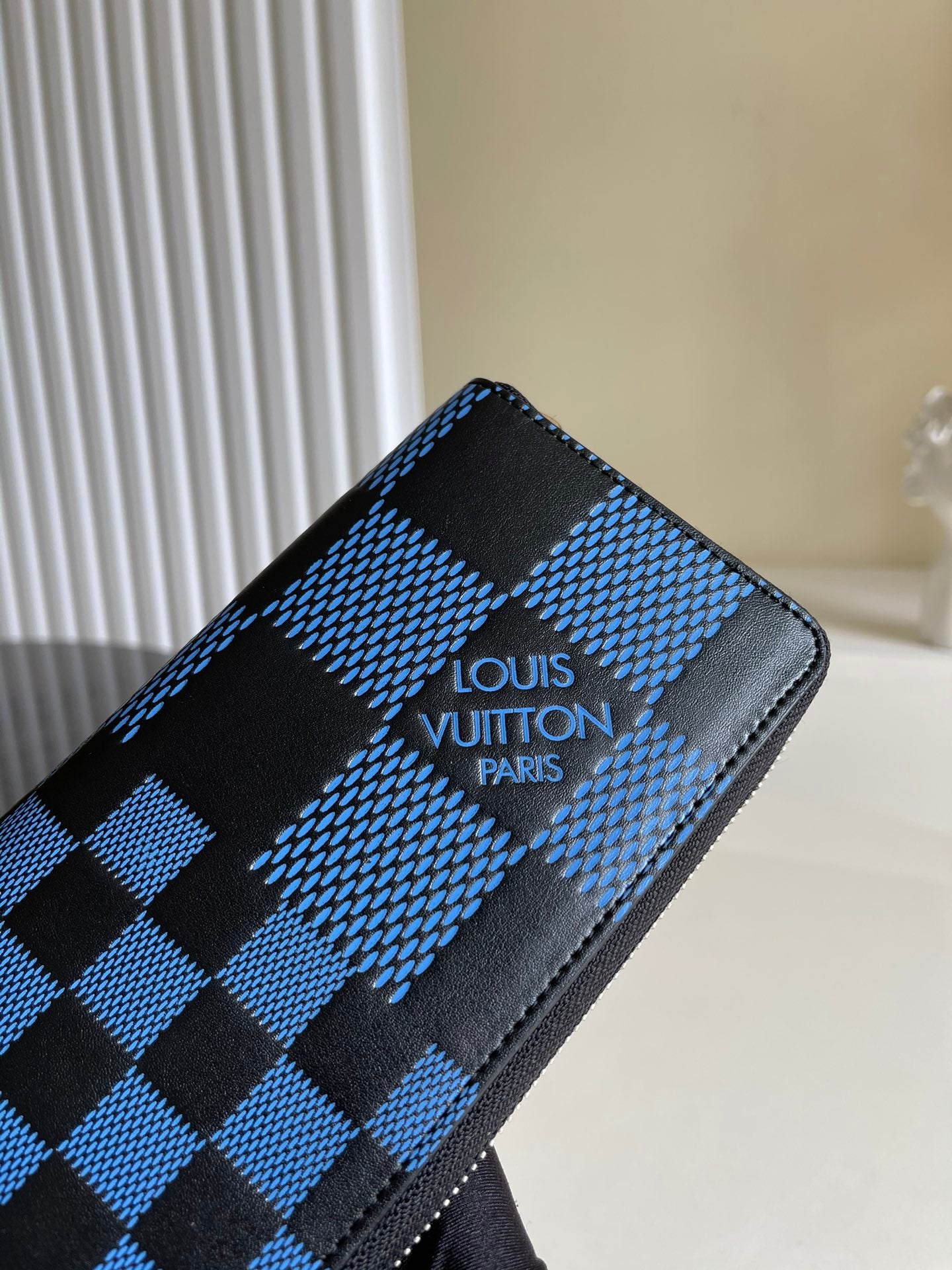 LV M60442 藍格 Zippy Vertical 男款長夾