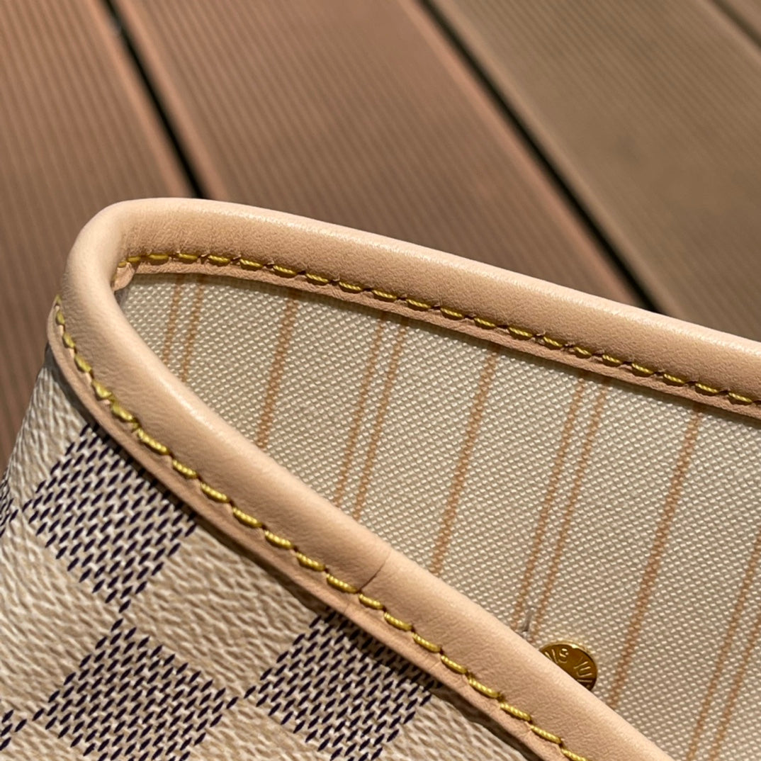 M41361 路L家-Neverfull 白格