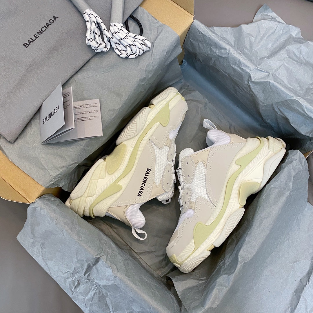 Balenciaga 巴黎世家-Triple S 老爹鞋