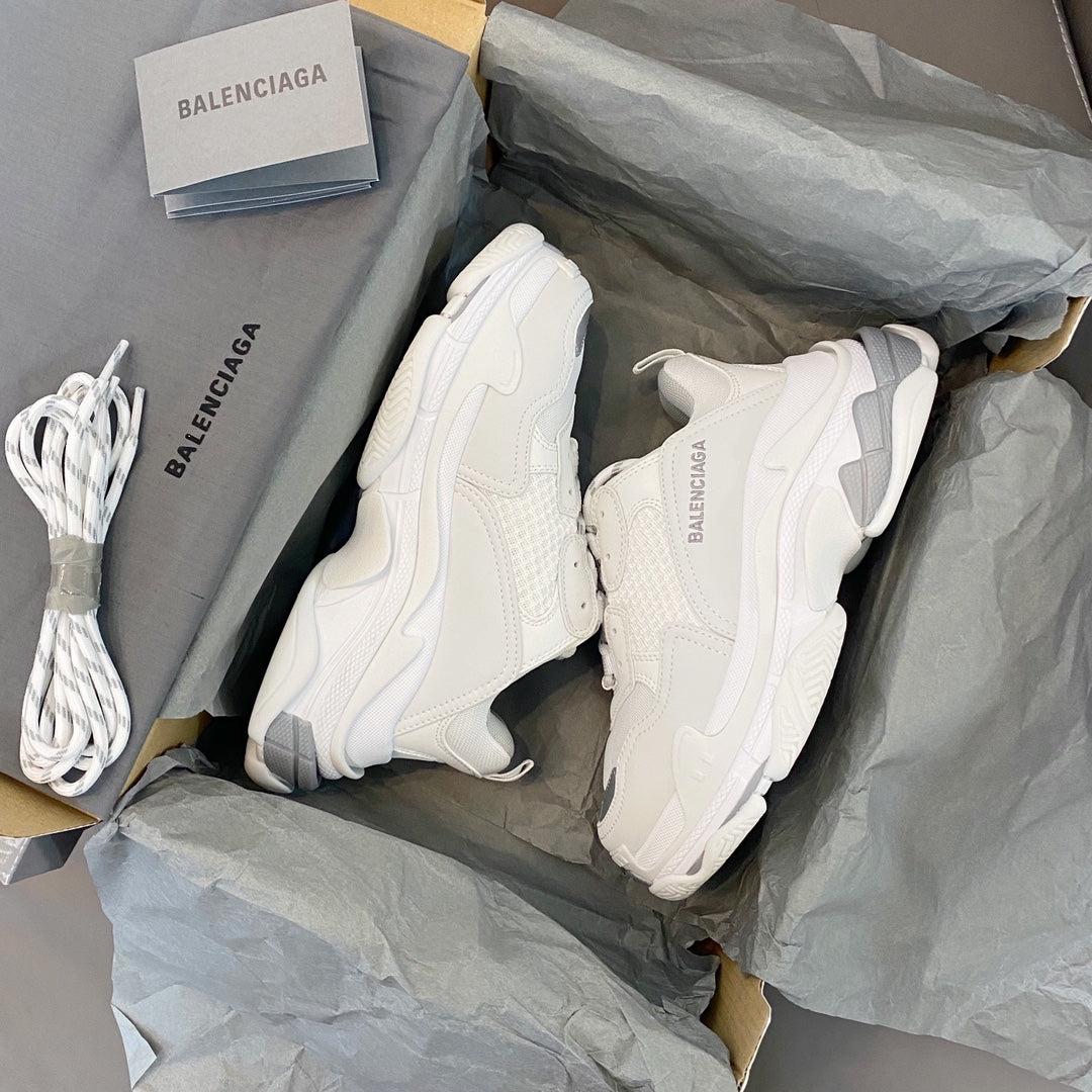 Balenciaga 巴黎世家-Triple S 老爹鞋
