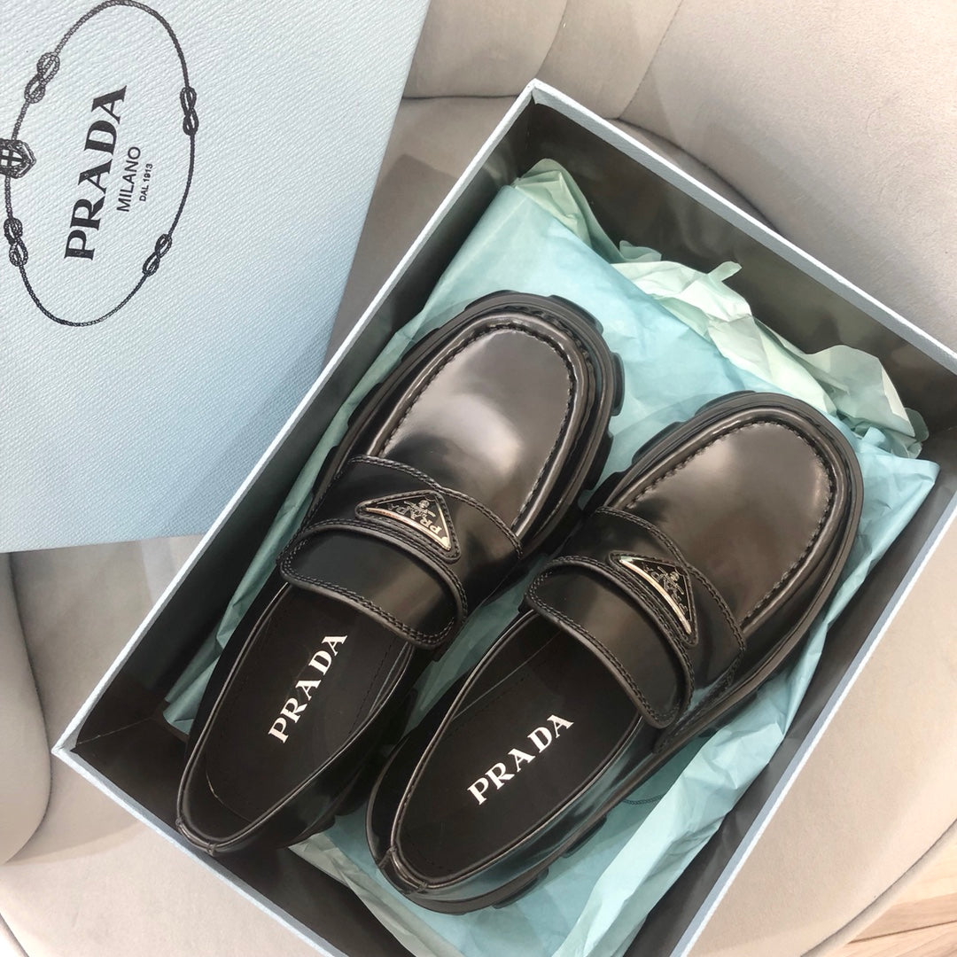 Prada鞋-Prada Monolith 方頭經典款 樂福鞋
