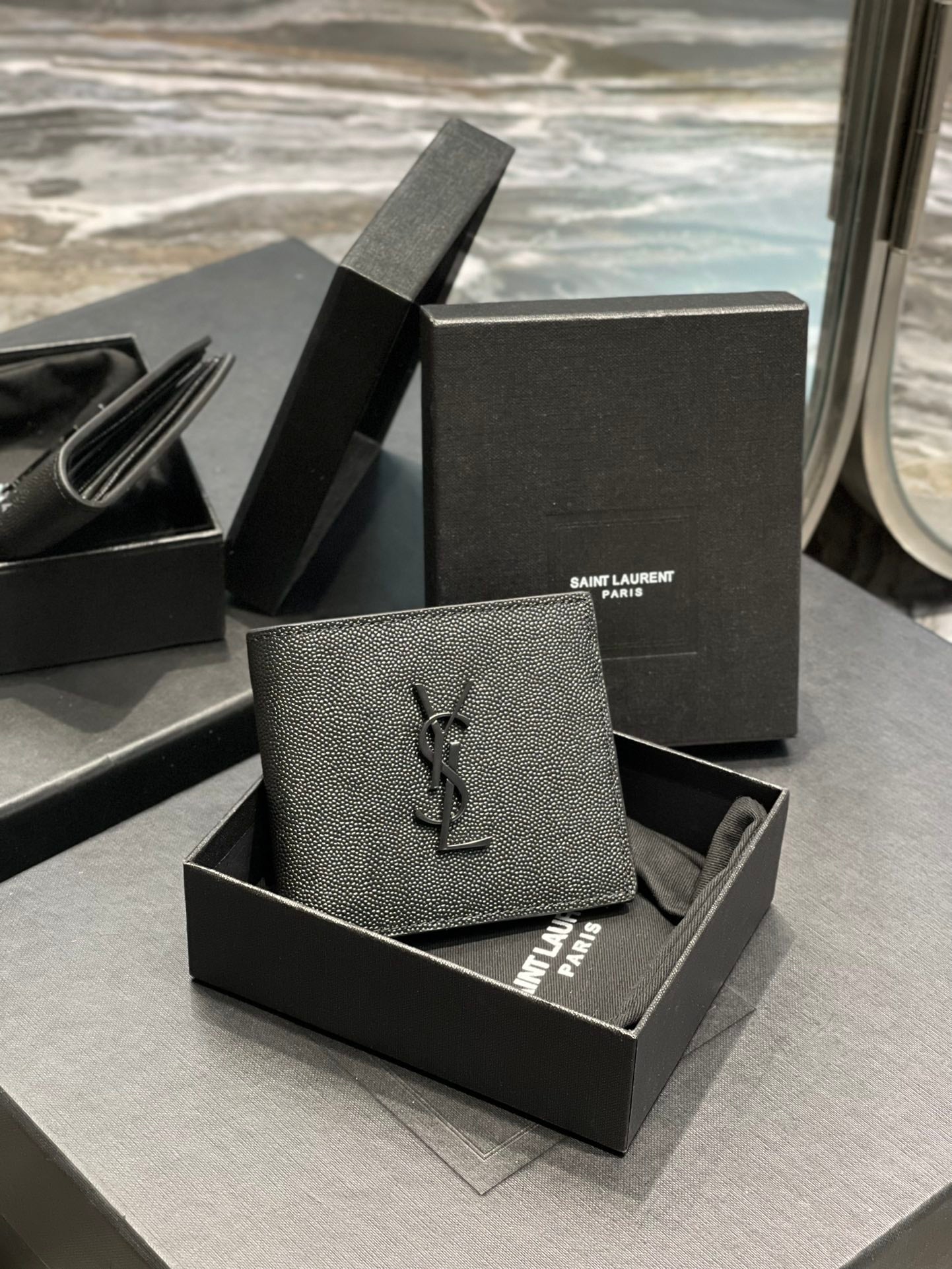 YSL 男士短款單隔層錢包