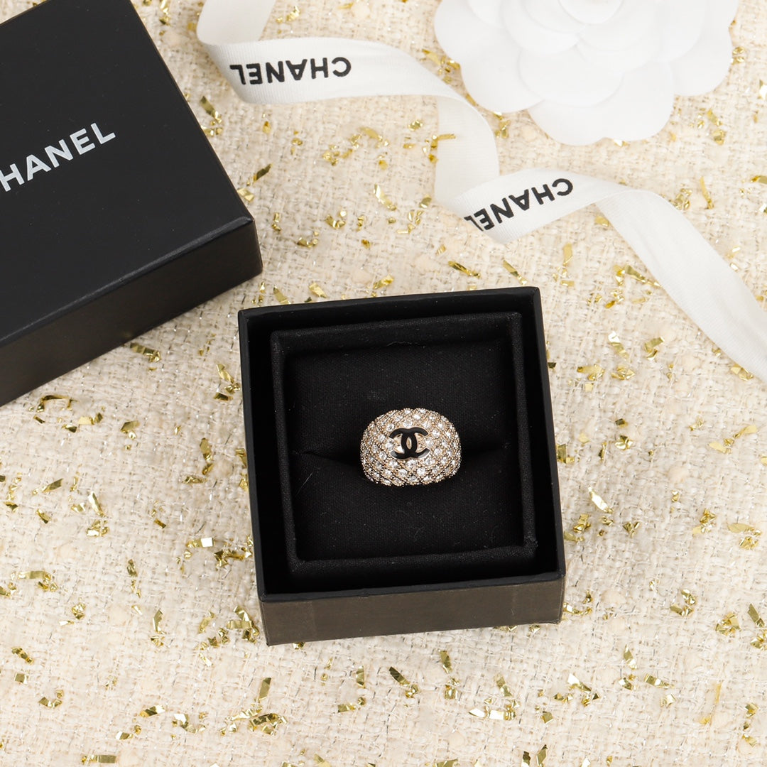 Chanel 戒指