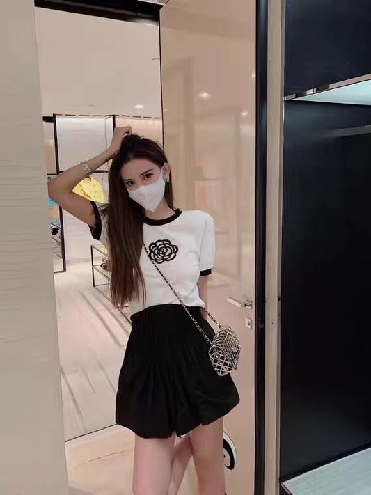 小香家-T-Shirt 白色