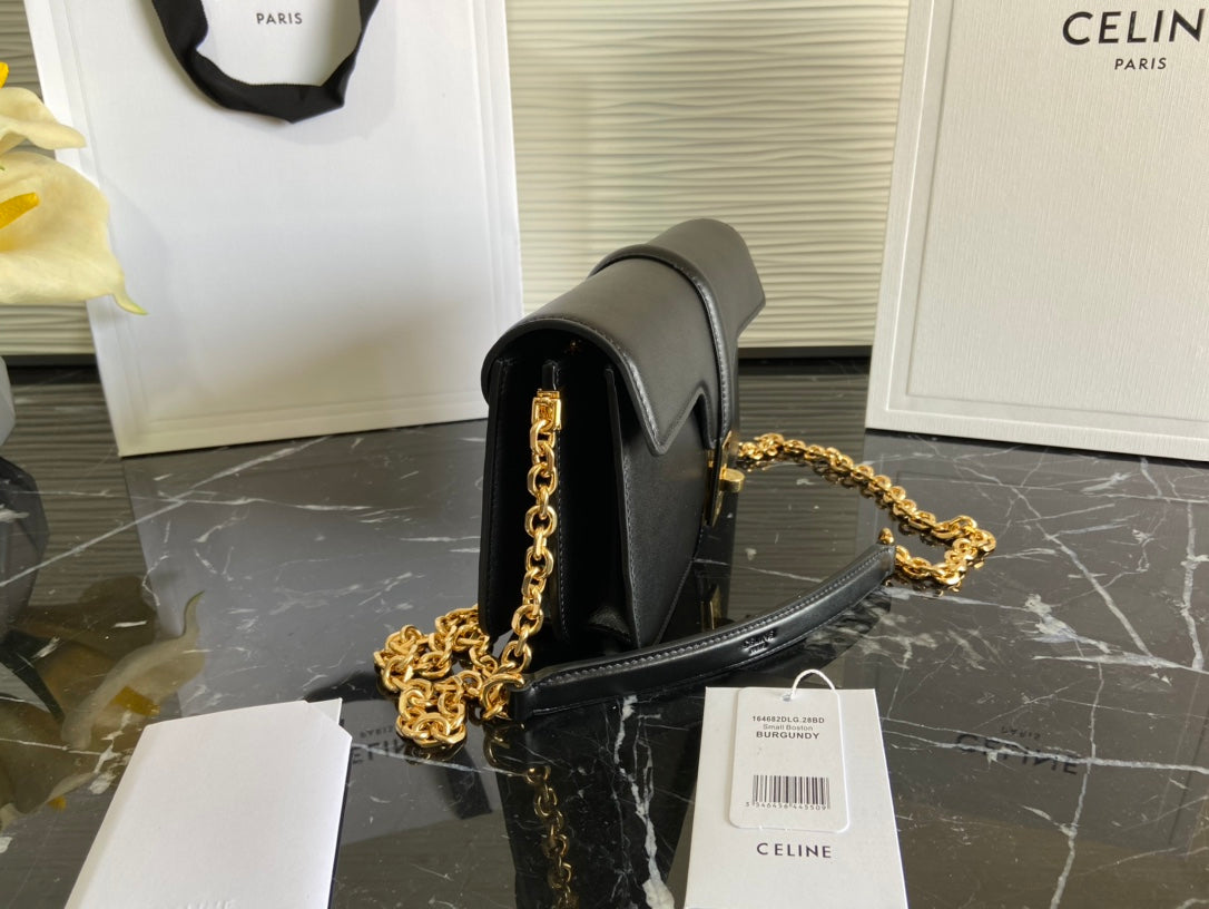 Celine Soft 16牛皮鏈條包