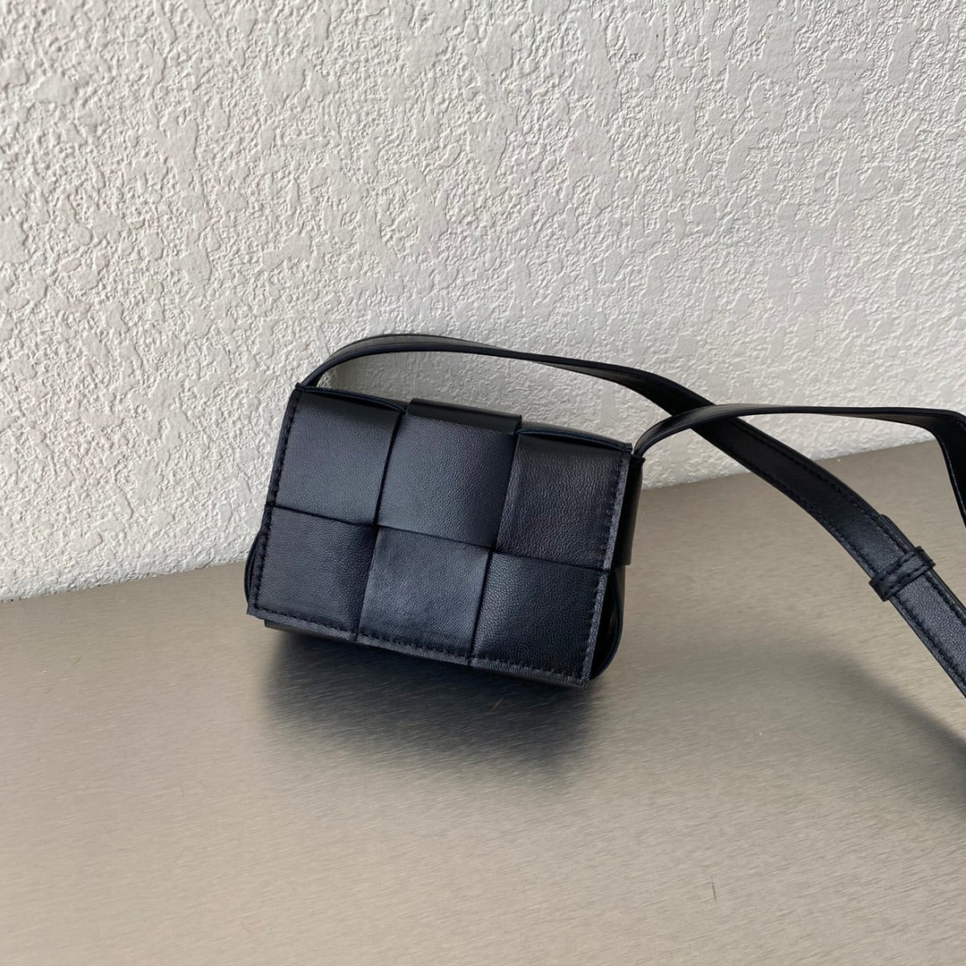 B編織-羊皮方格Mini cassette Bag 迷你編織包 12x8x4cm