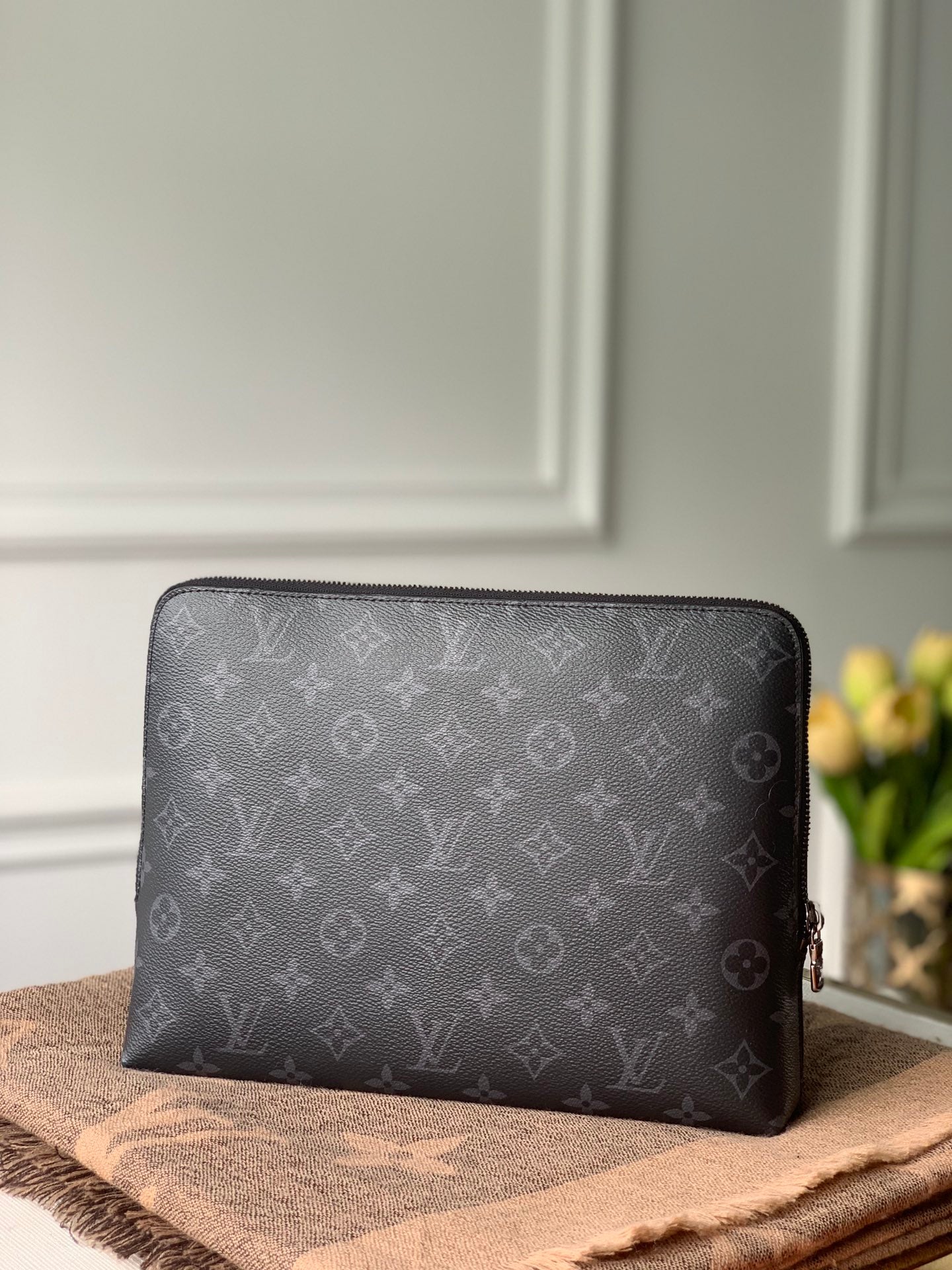 LV M60417 New Pouch手拿包