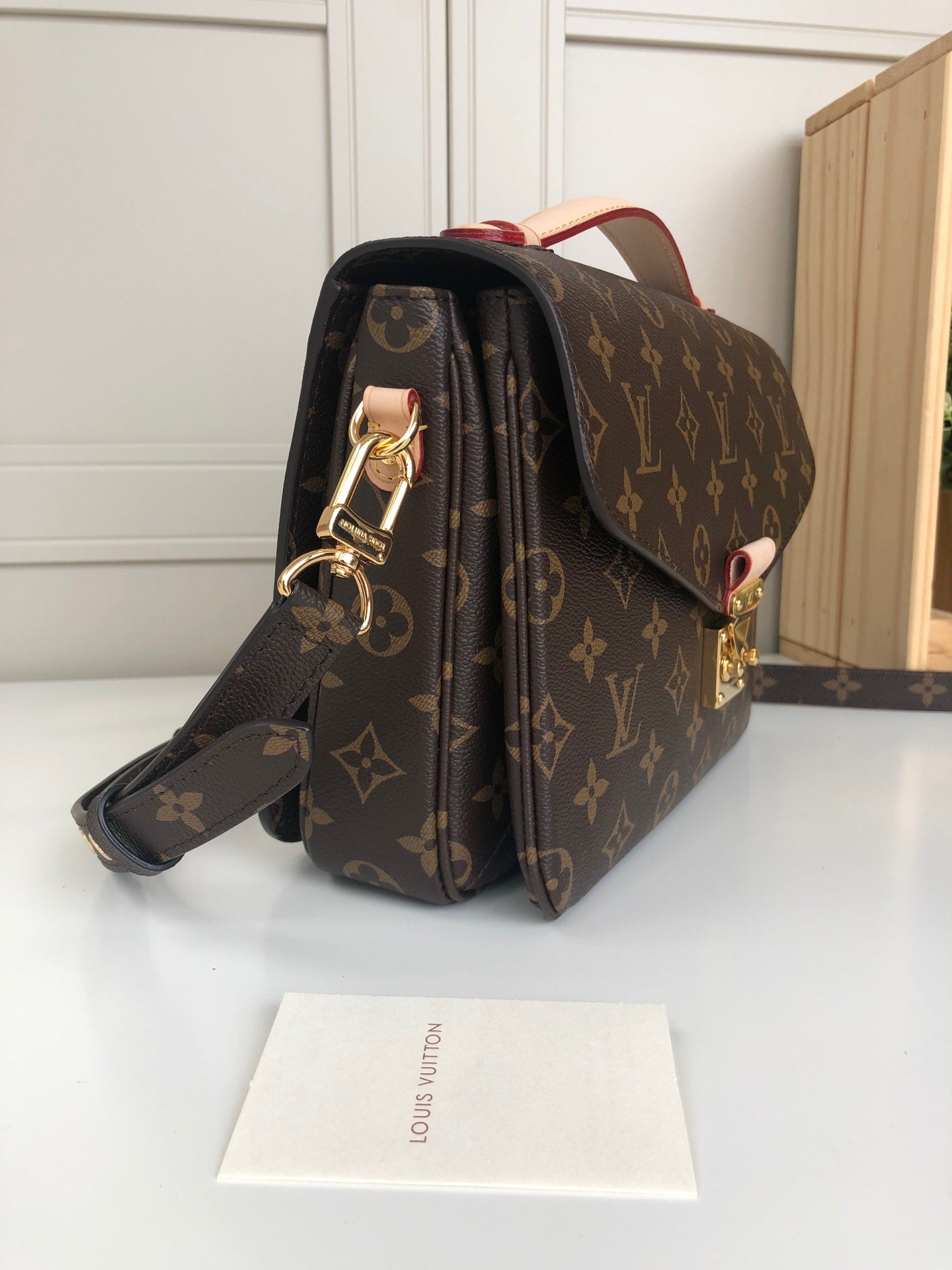 M40780 路L家-Pochette Métis手袋 郵差包