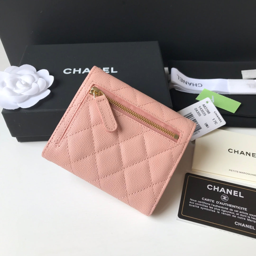 Chanel 三折短夾-粉色球紋皮金釦
