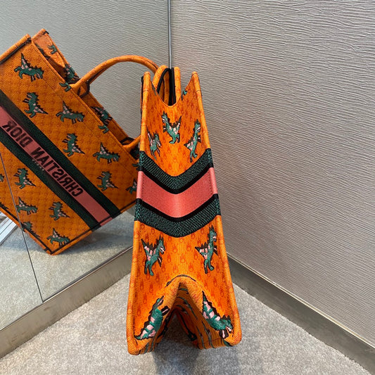 Dior Book Tote-大號41.5cm-小恐龍