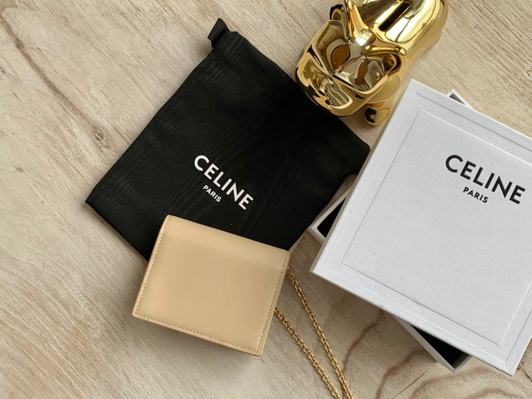 Celine 亮澤牛皮革鏈條卡包