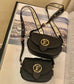 M58727 路L家-PONT 9 SOFT 手袋 黑色上身照