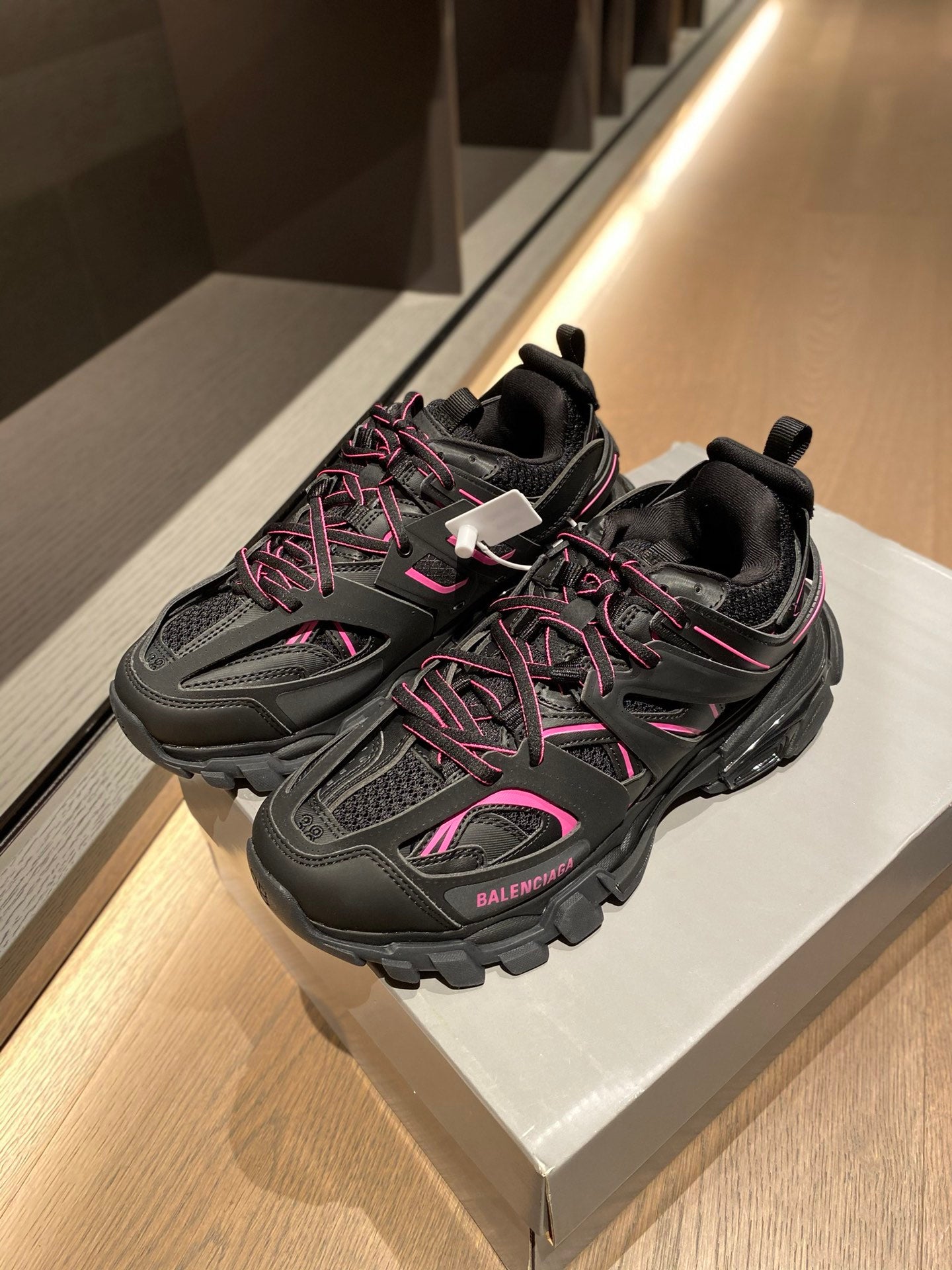 Balenciaga 巴黎世家-老爹鞋