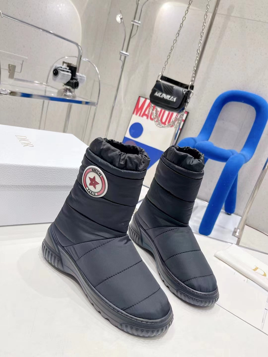 迪D家-22SS 羽絨羊毛短靴 黑色