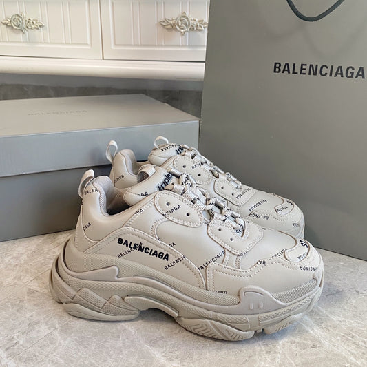 Balenciaga 巴黎世家-老爹鞋
