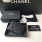 Chanel 大Logo卡包