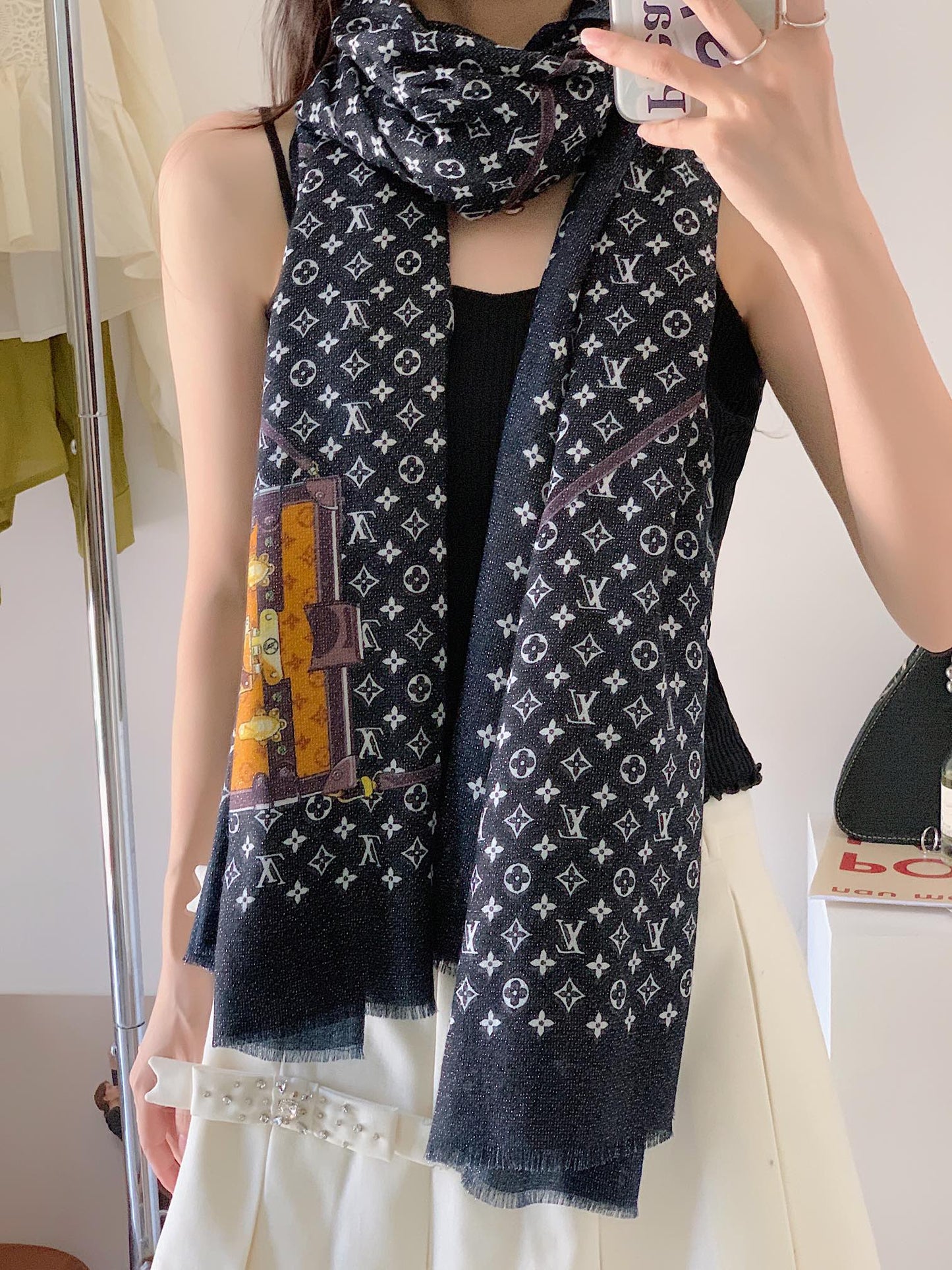 路L家-Le Tout Paris圍巾 110*200cm 羊絨 黑色