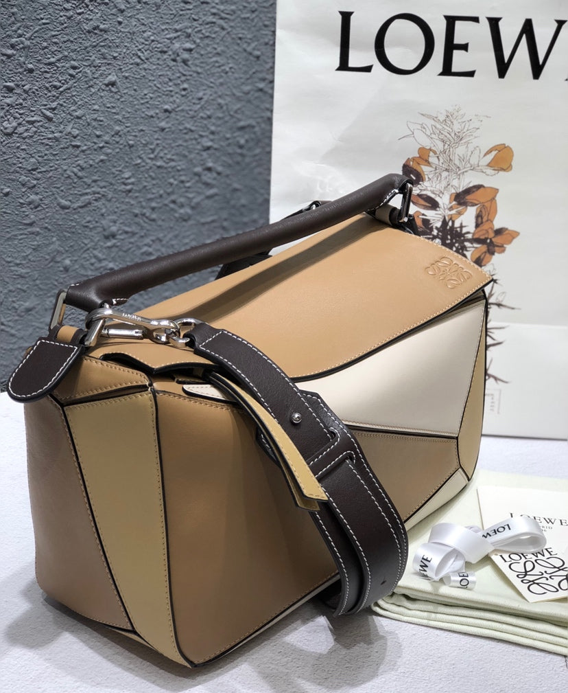 羅L威-2019全新 Puzzle bag 小牛皮 中號