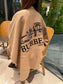 巴B家-巴黎建築字母logo羊絨披肩斗篷 80.5*119.5cm 外層：100%羊絨刺繡：100%聚酯纖維專業乾洗