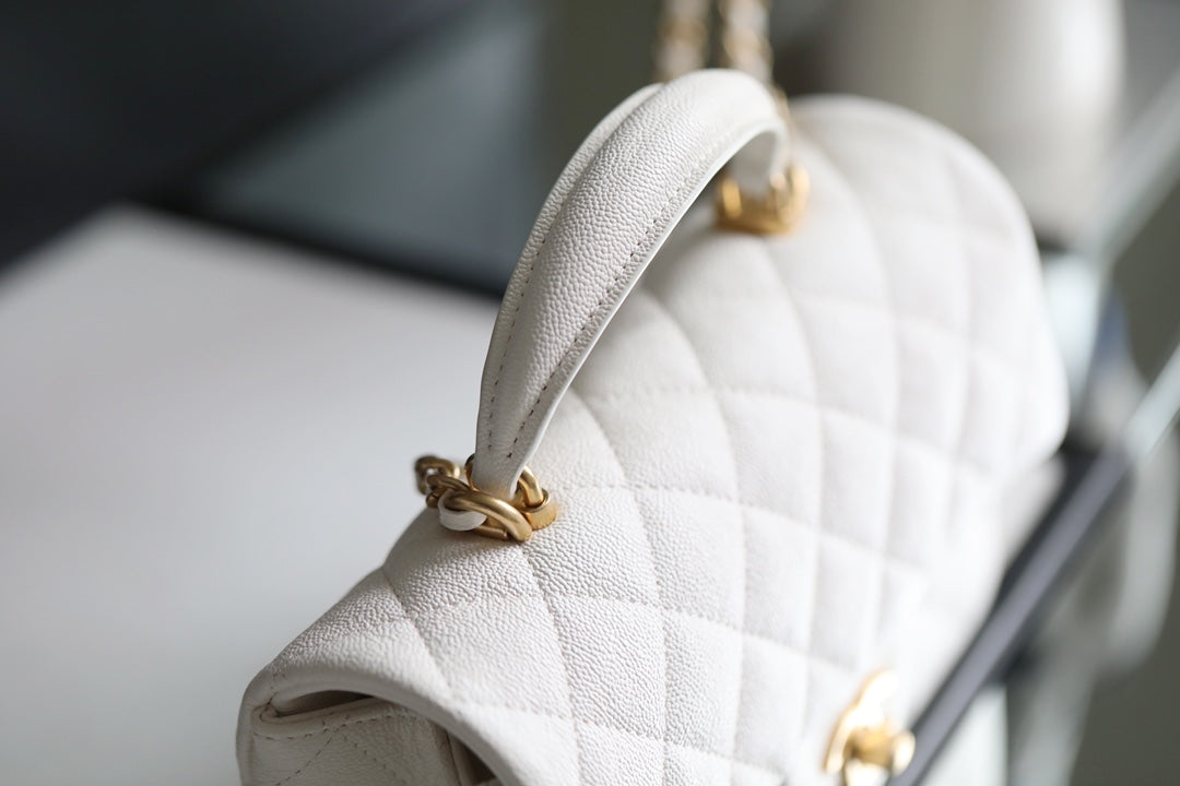 Chanel coco handle 白色
