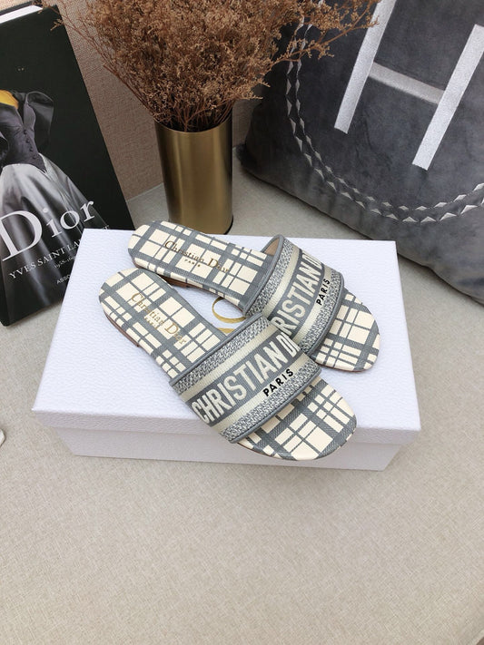 迪D家-2022早春新款 刺繡拖鞋 格紋灰