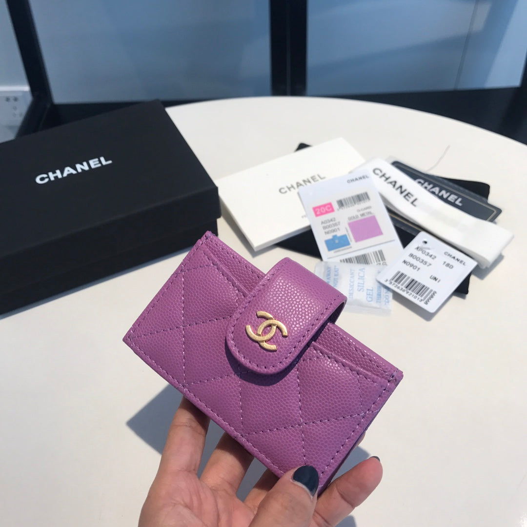 Chanel 多隔層風琴式卡包