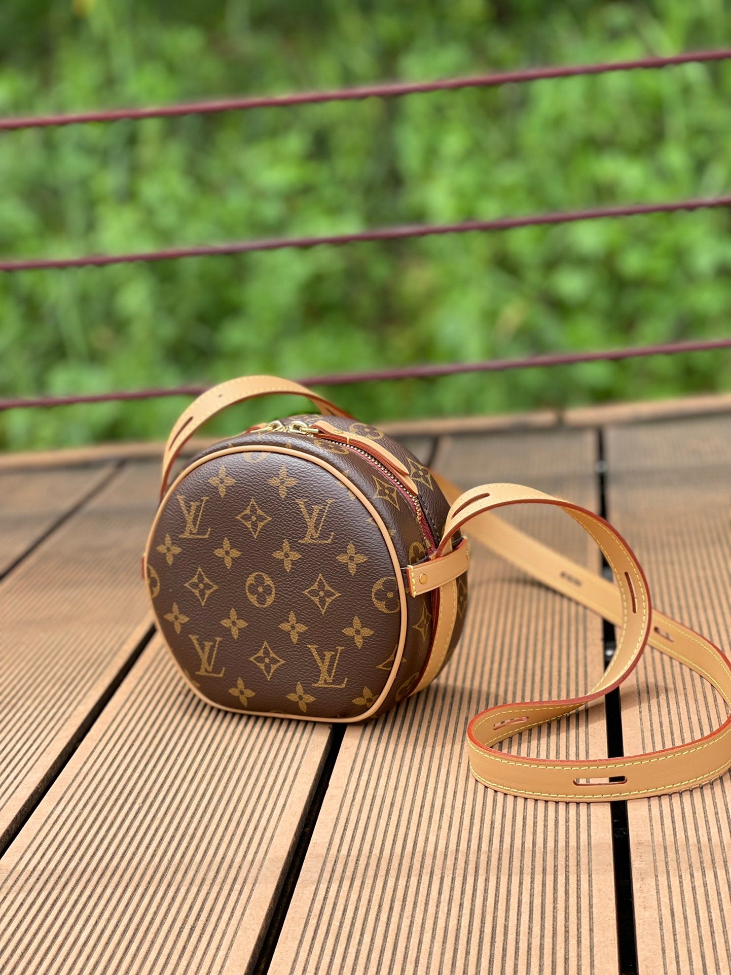 M45149 路L家-BOITE  CHAPEAU SOUPLE 圓餅包 小號