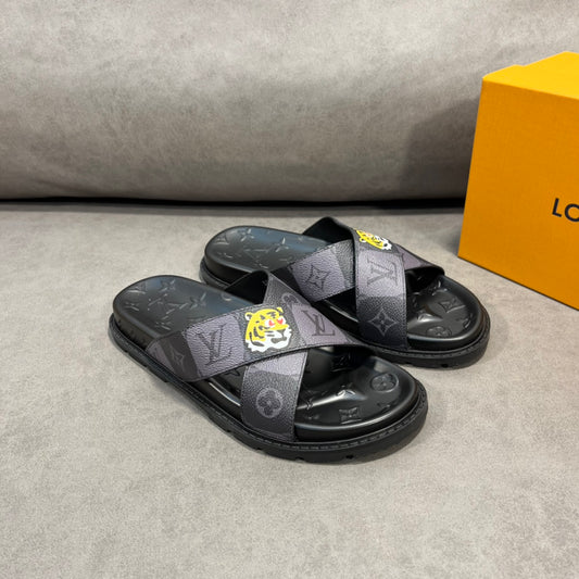 Lou-2022春夏新款 虎圖拖鞋