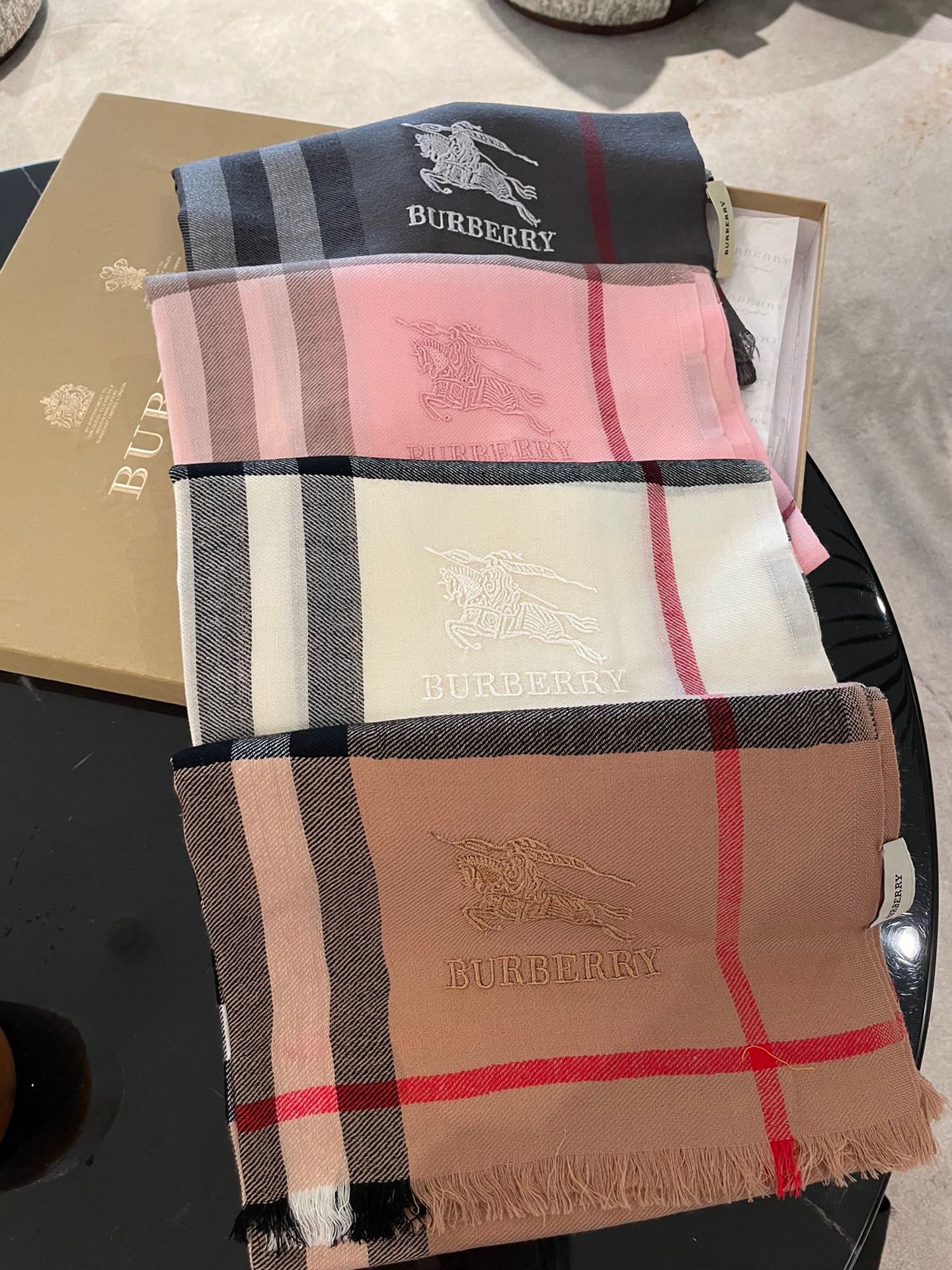 巴B家-格紋羊毛圍巾 70*200cm 灰色