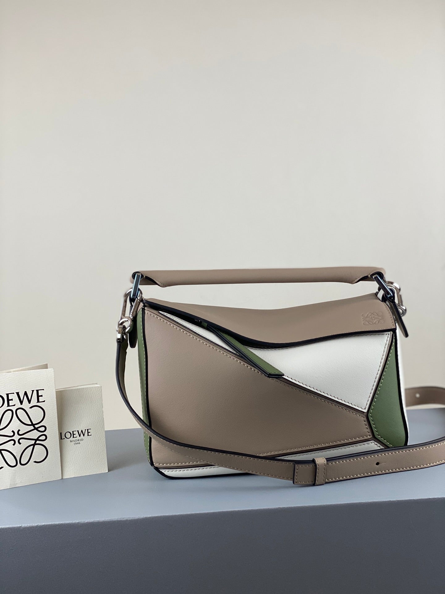 羅L威-Puzzle bag 小牛皮 小號