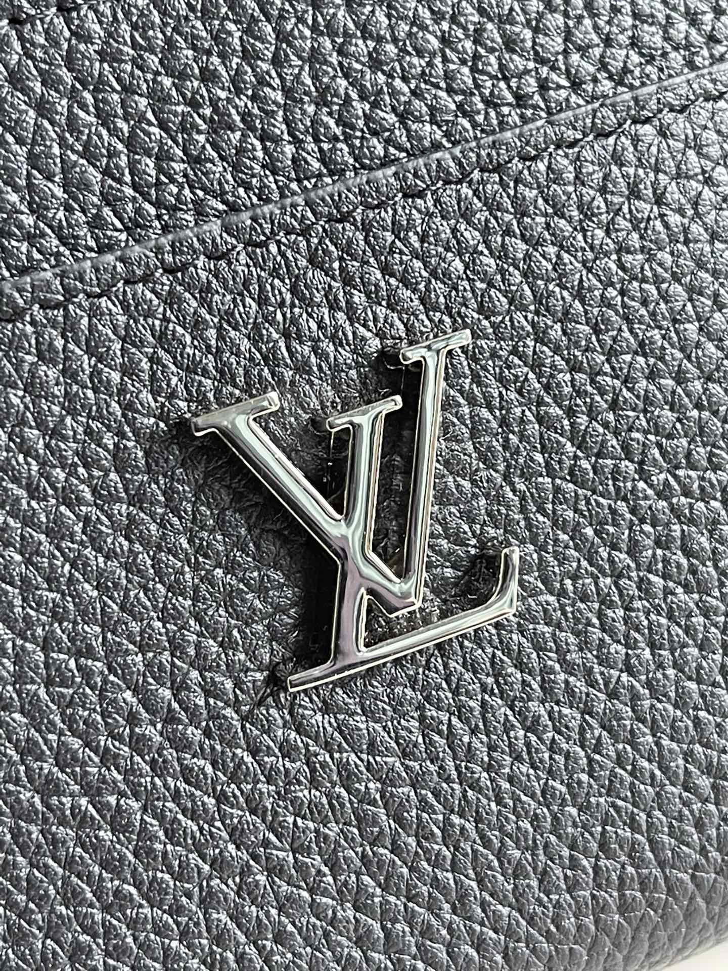 LV M80099黑色 ZIPPY 拉鍊零錢包
