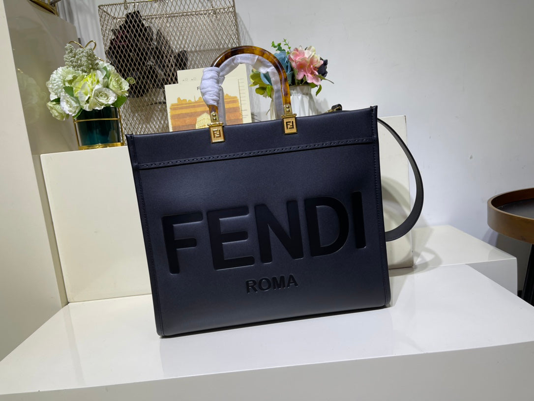 芬F家-Fendi Sunshine-中號黑色牛皮手提袋