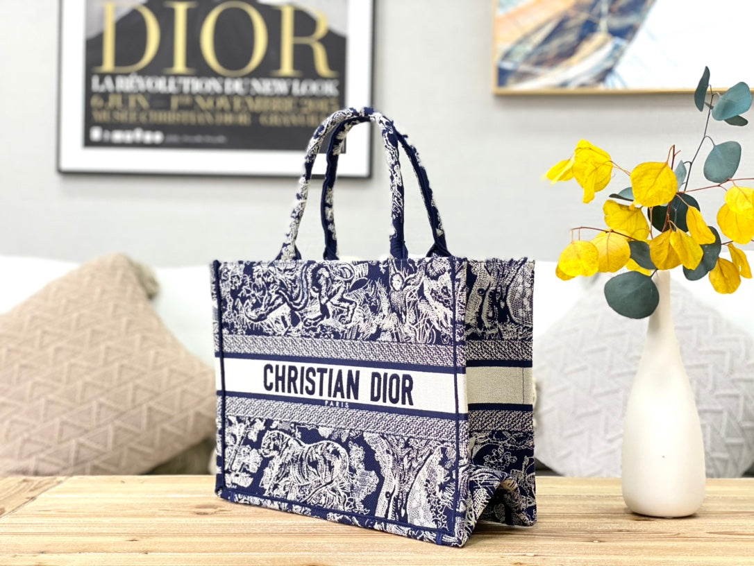 Dior Book Tote-小號36.5cm-深藍老虎