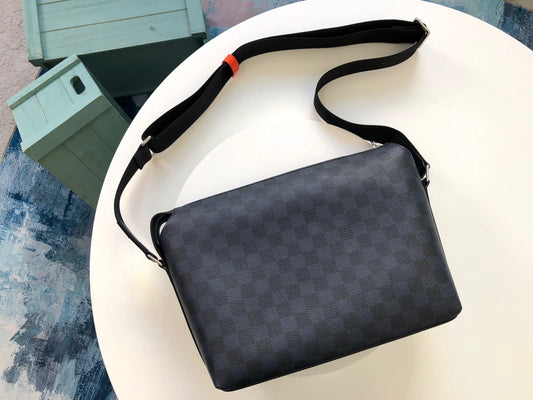 Lou-Damier Cobalt 郵差包